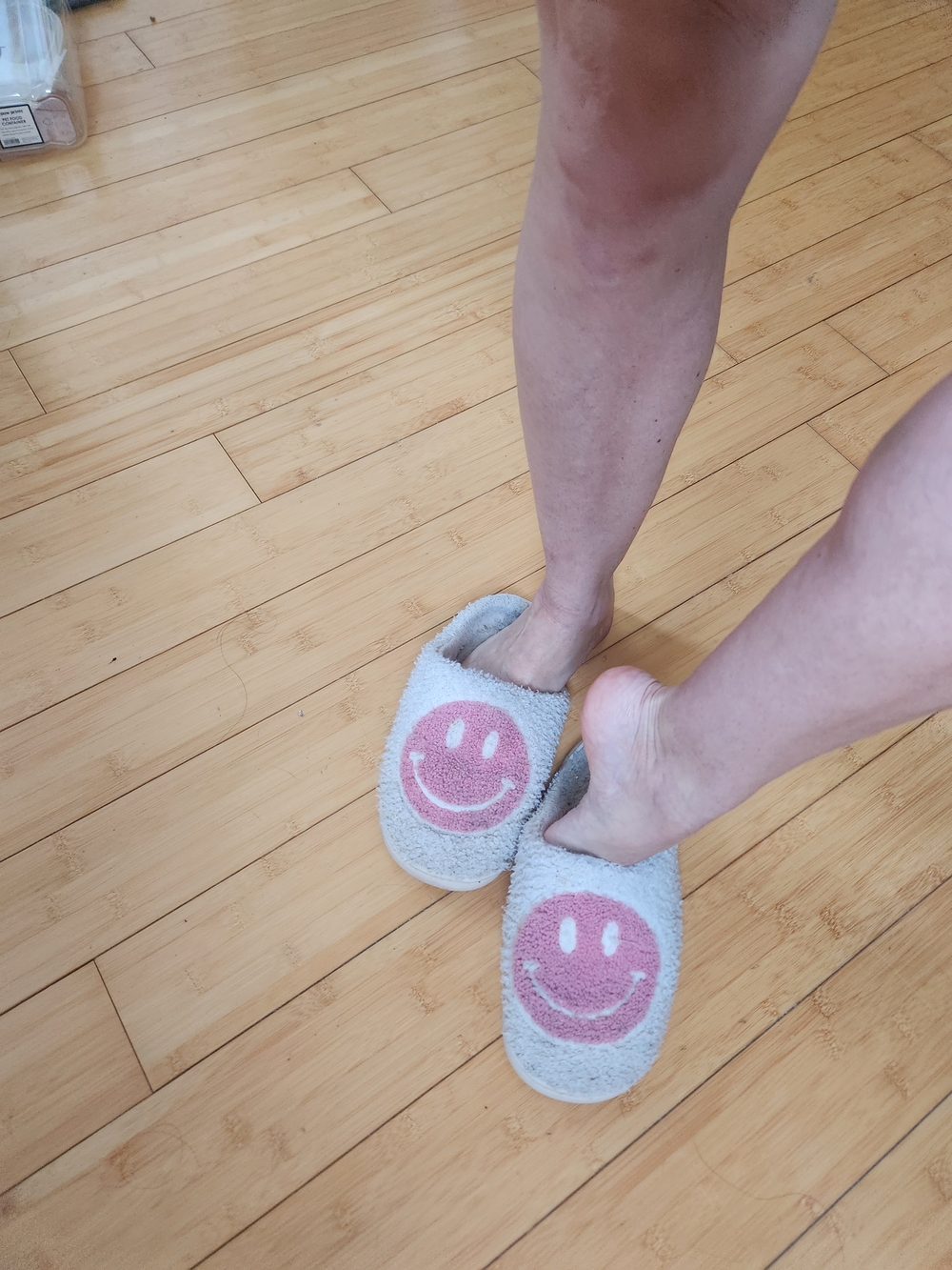 Preowned Slippers - Picture 5 of 9